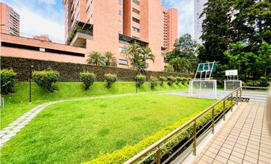 VENDO APARTAMENTO CON HERMOSA VISTAEN EL POBLADO - LA TOMATERA