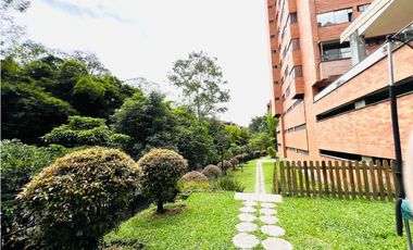 VENDO APARTAMENTO CON HERMOSA VISTAEN EL POBLADO - LA TOMATERA