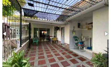 Casa con Excelente ubicación en Gaira de oportunidad-005