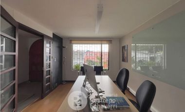 Casa en arriendo, barrio Palermo, Manizales