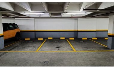 Arriendo Oficina Ubicada en el chico Auto norte