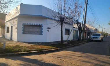 Casa en alquiler en Lanus Oeste