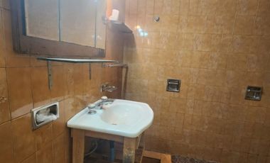 Casa en alquiler en Lanus Oeste