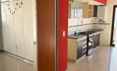 Departamento en alquiler en Remedios de Escalada Oeste