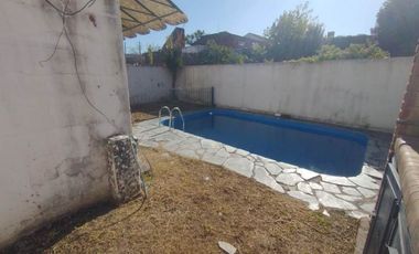 Chalet PH en alquiler en Castelar Sur