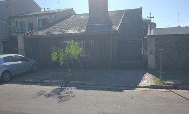 Chalet PH en alquiler en Castelar Sur