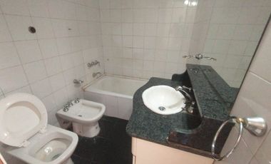 Chalet PH en alquiler en Castelar Sur