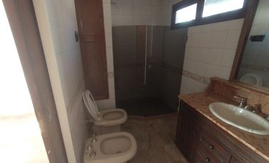 Chalet PH en alquiler en Castelar Sur