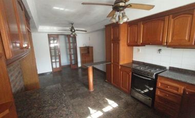 Chalet PH en alquiler en Castelar Sur