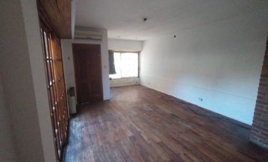Chalet PH en alquiler en Castelar Sur