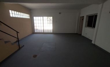 Casa en alquiler en Castelar Sur