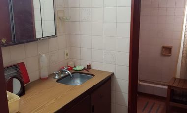 CASA 4 AMB EN VENTA EN MONTE GRANDE CON PILETA