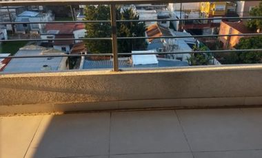 Departamento en alquiler en Tigre Centro