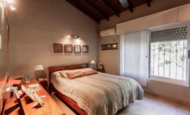 Venta Casa y Depto en Don Bosco - Ideal 2 familias