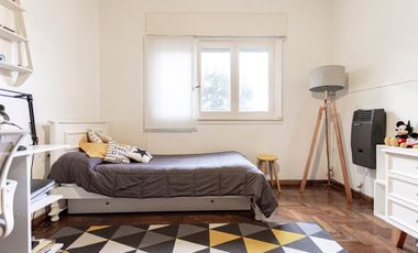 Venta Casa y Depto en Don Bosco - Ideal 2 familias