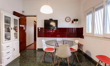 Venta Casa y Depto en Don Bosco - Ideal 2 familias