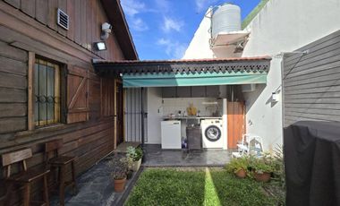 VENTA  CASA 3 AMBIENTES MORON  APTO CREDITO