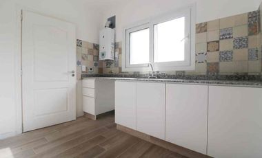 VENTA CASA 4 AMB  A EST PRIMAVERA CLUB DE CAMPO