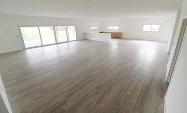 VENTA CASA 4 AMB  A EST PRIMAVERA CLUB DE CAMPO