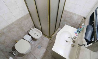 VENTA CASA 3 AMB TERRAZA PQUE AVELLANEDA