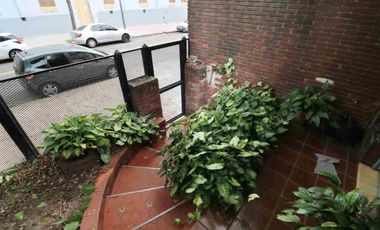 VENTA CASA 3 AMB TERRAZA PQUE AVELLANEDA