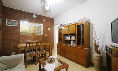 VENTA CASA 3 AMB TERRAZA PQUE AVELLANEDA