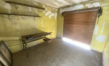 VENTA CASA 4 AMB MORON PATIO COCHERA LUMINOSA