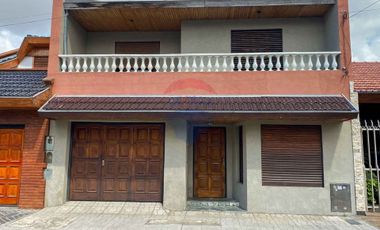 Casa en venta B°Naon acepta permuta deptos en zona