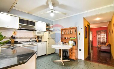 Casa en venta B°Naon acepta permuta deptos en zona