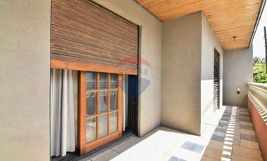 Casa en venta B°Naon acepta permuta deptos en zona