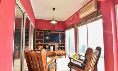 Casa en venta B°Naon acepta permuta deptos en zona