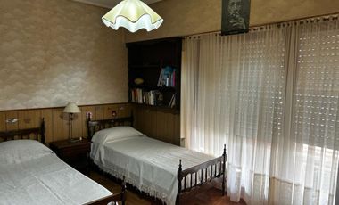 VENTA CASA 4 AMBIENTE calle 39 entre 6 y 8 Miramar