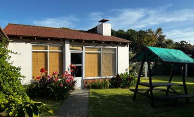 VENTA CASA 4 AMBIENTE calle 39 entre 6 y 8 Miramar