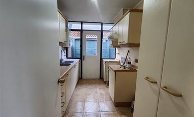 Casa en Arriendo en COD38929 Pasaje Cerrado con acceso controlado en Lomas de Mirasur