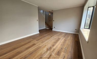 Casa en Arriendo en COD38929 Pasaje Cerrado con acceso controlado en Lomas de Mirasur