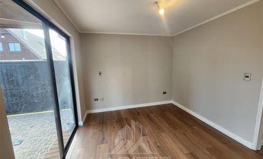 Casa en Arriendo en COD38929 Pasaje Cerrado con acceso controlado en Lomas de Mirasur