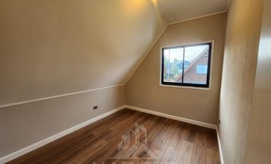 Casa en Arriendo en COD38929 Pasaje Cerrado con acceso controlado en Lomas de Mirasur