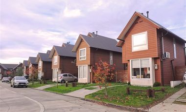 Casa en Arriendo en Condominio Hacienda Las Quemas, Osorno.