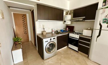 VENTA PH 2 AMBIENTES CON COCHERA EN MORON CENTR0
