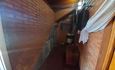 VENTA DE CASA 6 AMBIENTES FLORENCIO VARELA