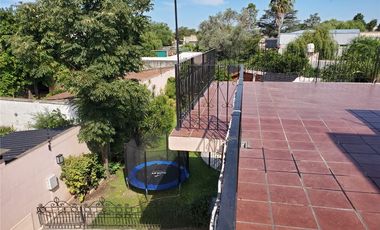 VENTA DE CASA 6 AMBIENTES FLORENCIO VARELA