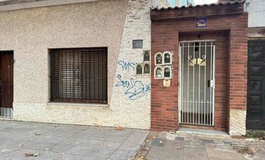 Venta PH 4 ambientes en Avellaneda