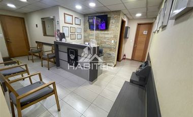 Oficina en Venta en 1 oriente.