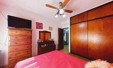 VENTA CASA 4 AMBIENTES C/ PILETA EN MORENO PERMUTA
