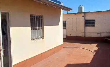 Venta Casa 4 amb Ramos Mejia Zona Ateneo Don Bosco