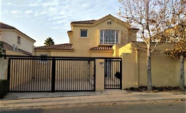 Casa en Venta en La Vendimia - Sánchez Fontecilla