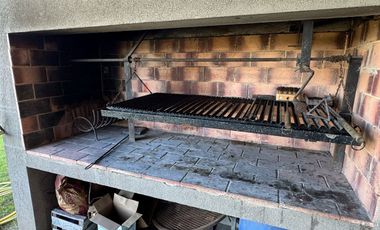 VENTA CASA 4 AMB PILETA EN LA PRIMAVERA GOLF LUJAN