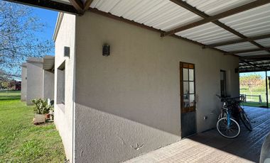 VENTA CASA 4 AMB PILETA EN LA PRIMAVERA GOLF LUJAN