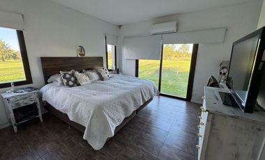 VENTA CASA 4 AMB PILETA EN LA PRIMAVERA GOLF LUJAN