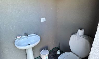 VENTA CASA 4 AMB PILETA EN LA PRIMAVERA GOLF LUJAN